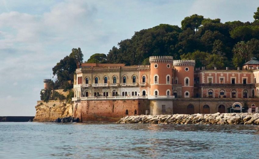 五一假期出境游趋势:韩国领跑热搜目的地,热度同比激增五倍