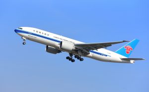 南航推一人多座新服务