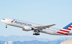 美国航空去年收了12亿美元行李费