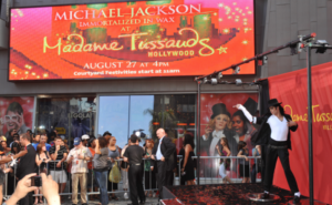 乐高联手黑石买下杜莎夫人蜡像馆母公司