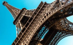 巴黎乔治五世四季酒店243间客房进行全面翻新