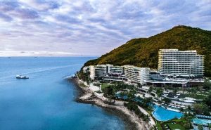 三亚两大酒店迎新总经理，王虎携30年经验就任