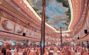 爱达邮轮地中海号首抵厦门，揭幕南方市场新篇章