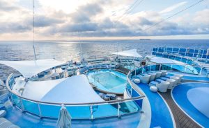 爱达·魔都号迎来商业首航一周年