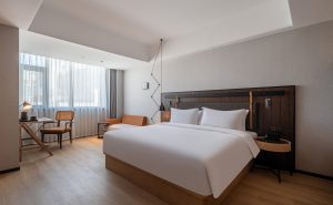 西安钟楼同派酒店开业，融合古今潮流元素