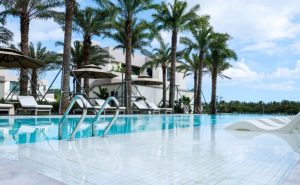 中国首个冲浪主题潮流度假目的地11月11日在海南万宁启幕