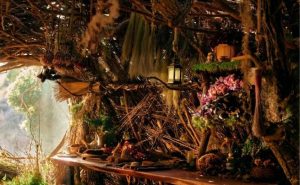 爱彼迎邀请影迷体验“魔法坏女巫”艾芙芭的森林秘境