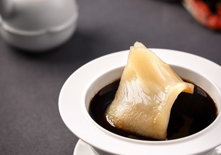 哈尔滨富力丽思卡尔顿酒店任命赖远航担任中餐行政总厨