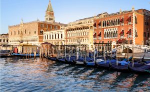 四季集团发布全新新世界典藏之旅私人飞机行程