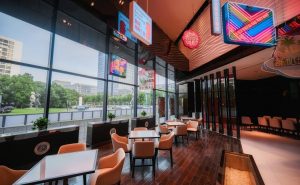 中旅酒店品牌焕新，向年轻化、智能化、场景化转型