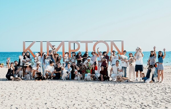 海南清水湾金普顿酒店举办时髦爱宠秀场