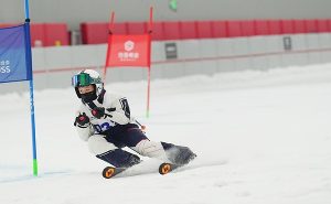 2026年全国学生室内滑雪联赛在热雪奇迹启幕